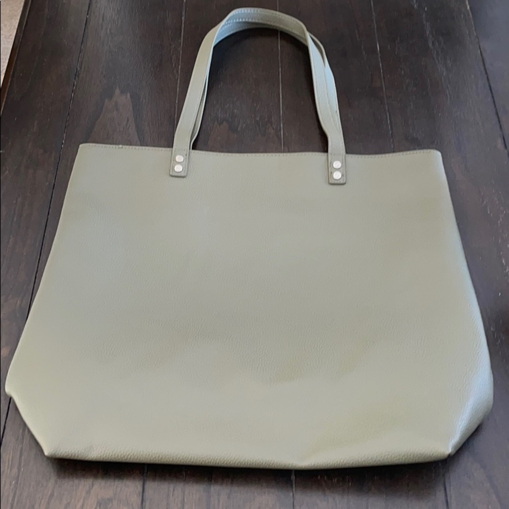 Thirty-One Around the Town Tote 👜